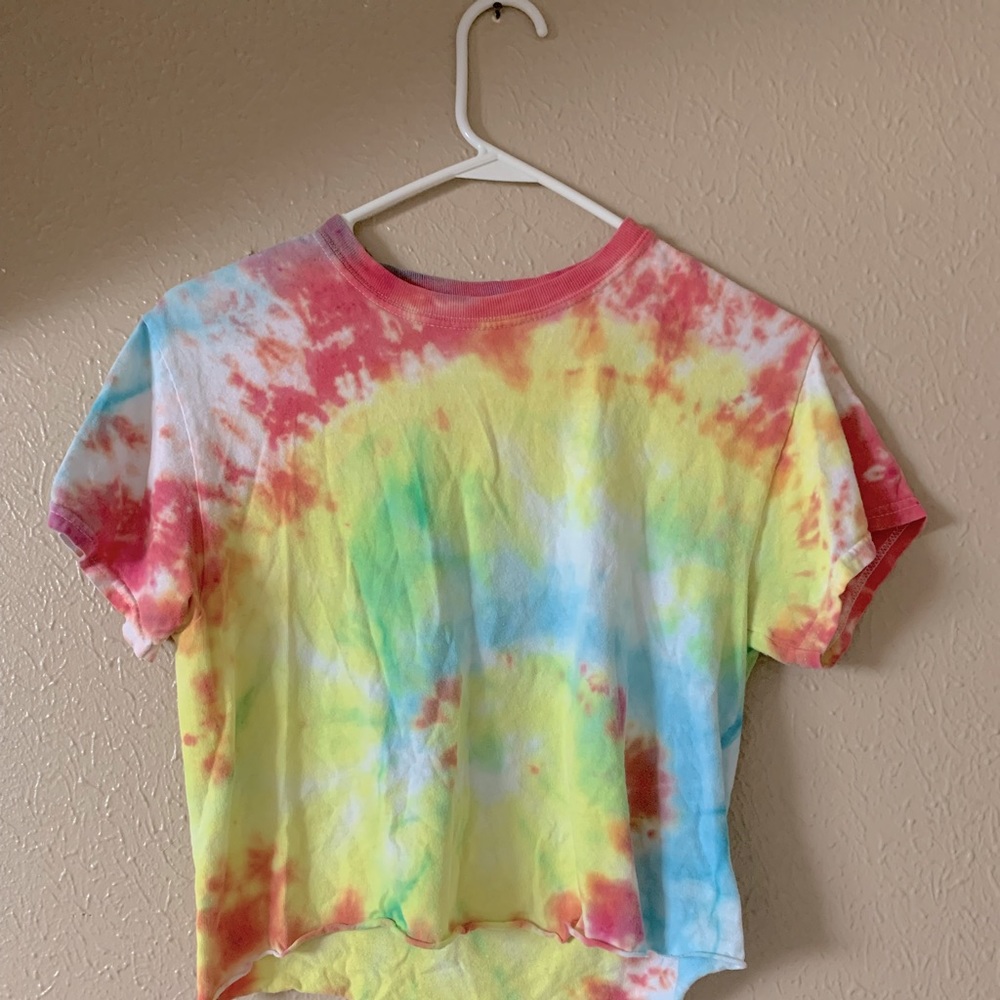 Tie dye cropped tee